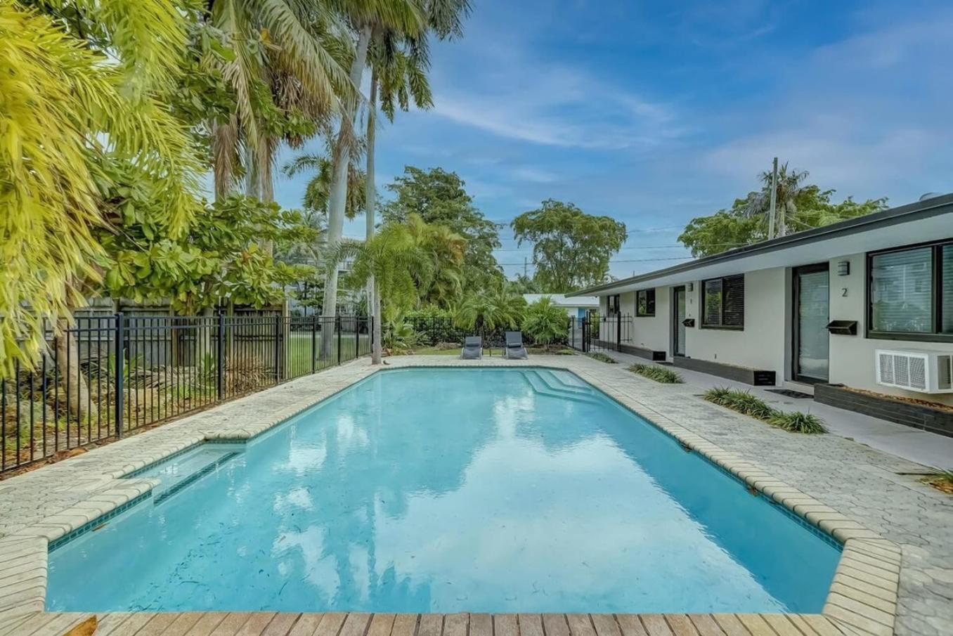 Waterfront Apartment Private Patio Pool Φορτ Λόντερντεϊλ Εξωτερικό φωτογραφία