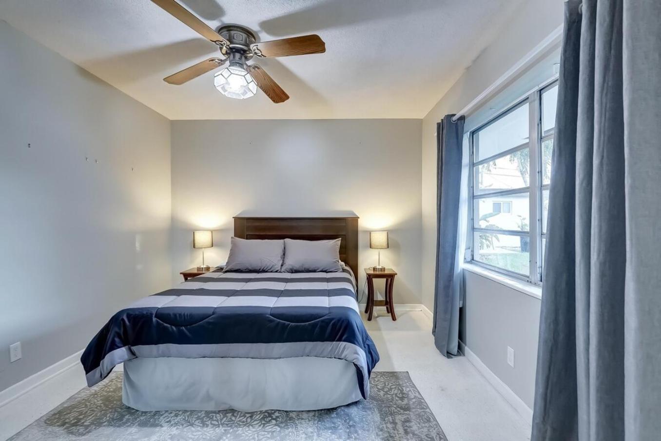 Waterfront Apartment Private Patio Pool Φορτ Λόντερντεϊλ Εξωτερικό φωτογραφία